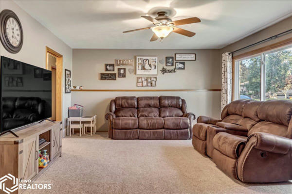 105 SOUTHVIEW CIR, SHENANDOAH, IA 51601 - Image 1